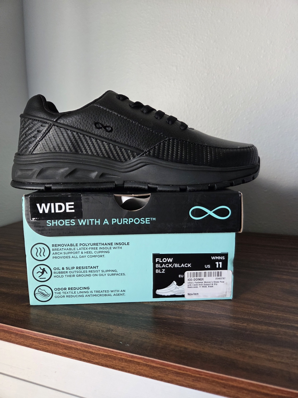 Black Flow Wide Casual Walking Shoes - Women's 11